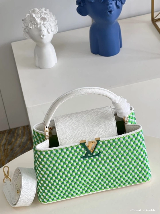 Official oldcobbler MM LOUIS CAPUCINES VUITTON 0808